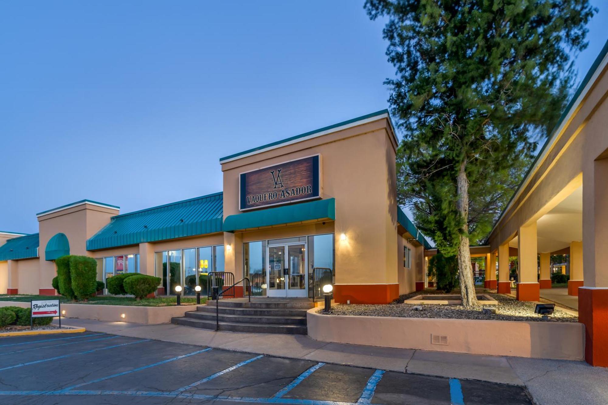 Quality Inn Tucumcari Exteriör bild
